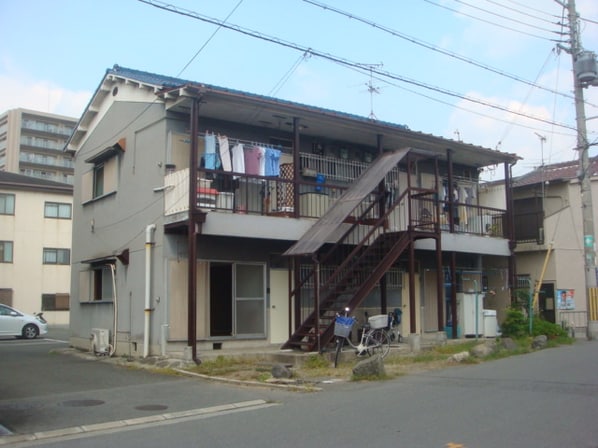 東野文化住宅の物件外観写真